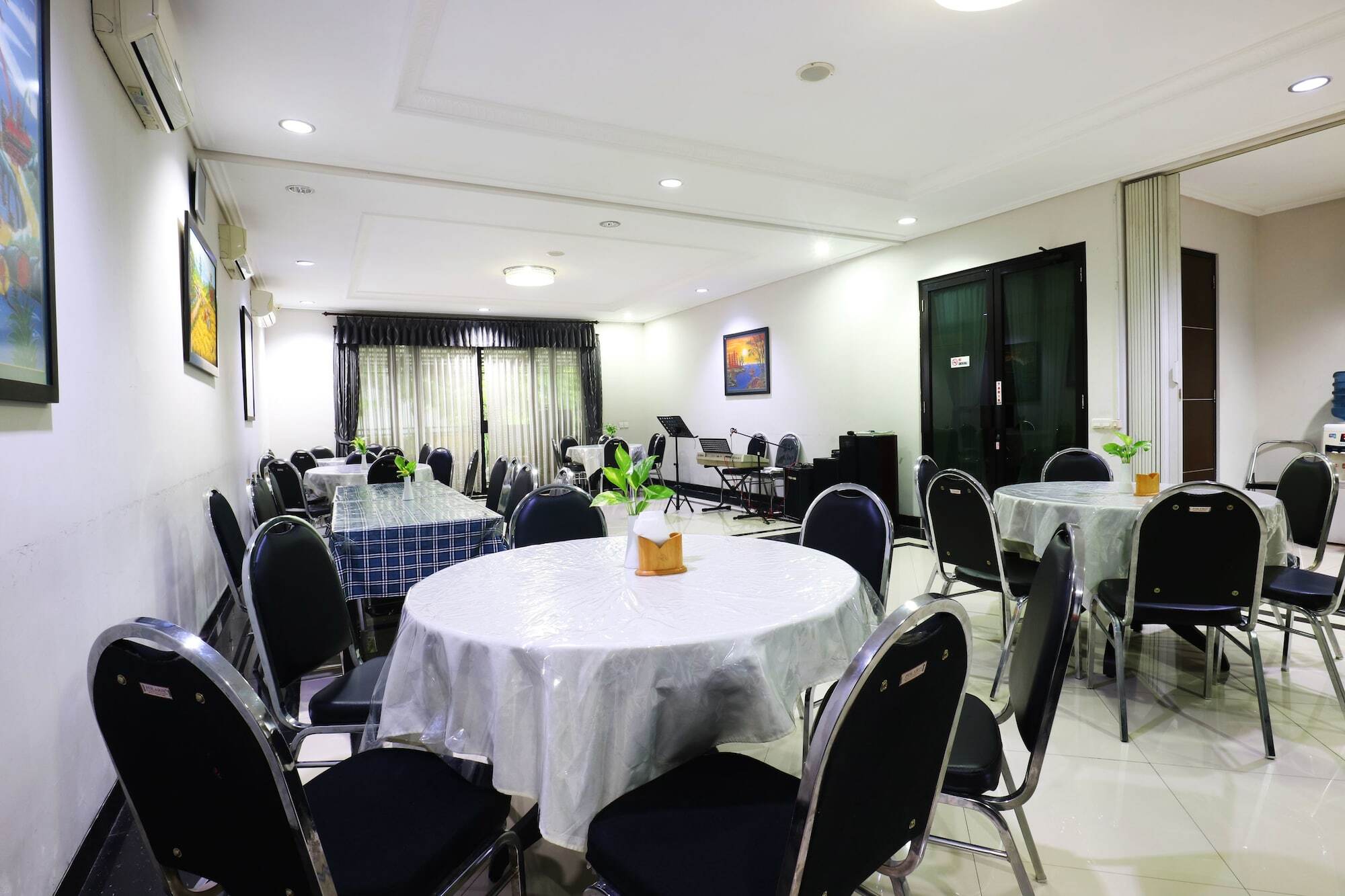 Carica Homestay Surabaya Dış mekan fotoğraf